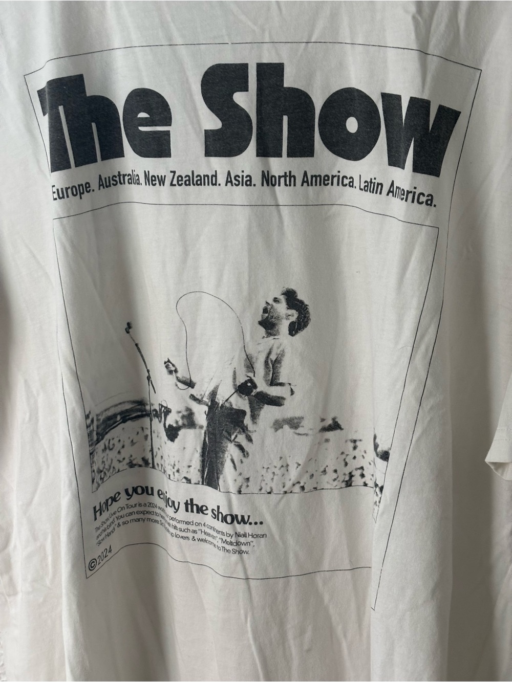 The Show Graphic Tee - White - Picture 2 of 5